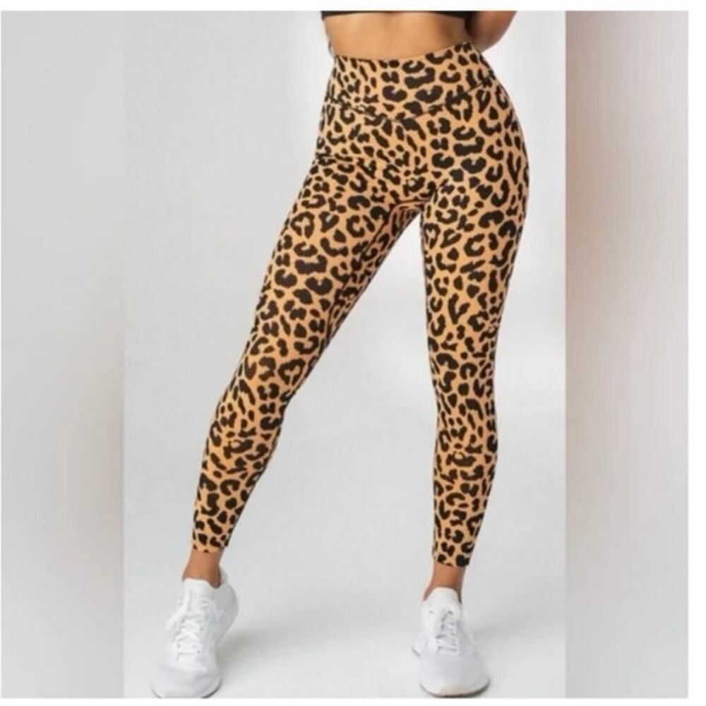 Balance‎ Athletica Vitality Size XS Cheetah Print Athletic Workout Leggings